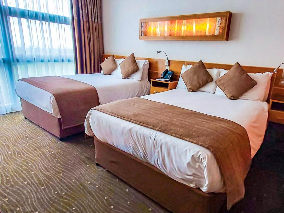 Отель Crowne Plaza Dundalk Дандолк