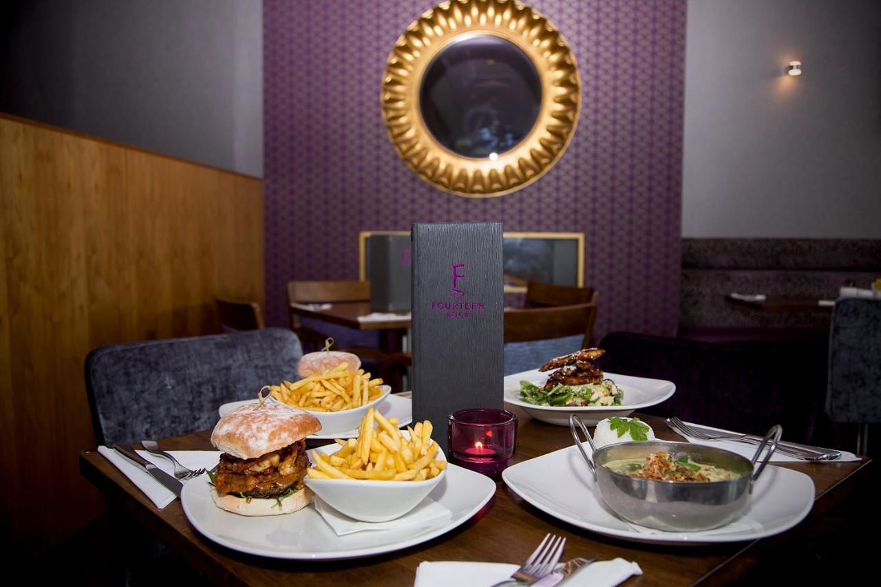 Отель Crowne Plaza Dundalk Дандолк
